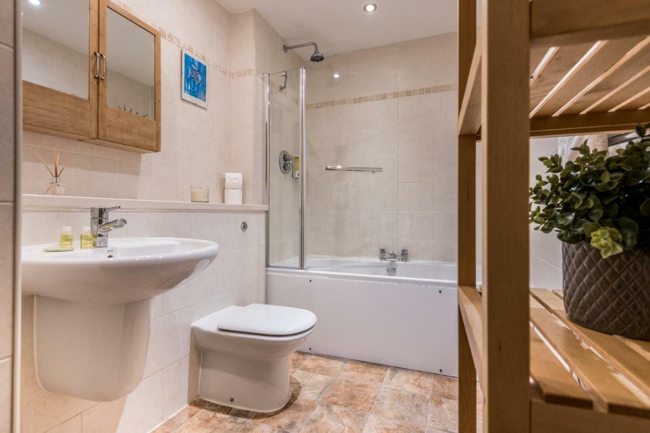 Host & Stay - York Place Apt リヴァプール エクステリア 写真